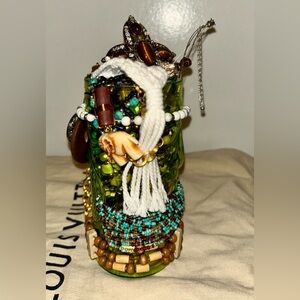 Take an African Safari! Mystery Treasure Hunt of Vintage safari themed Jewelry